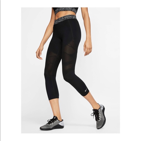 Nike Pants - [Nike] Pro Crop Leggings - Med
